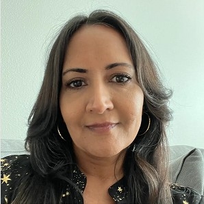 Muslim Therapists Salma Khan in Woodland Hills CA